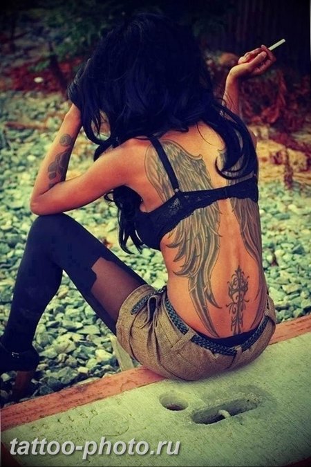 Тату на спине для девушек