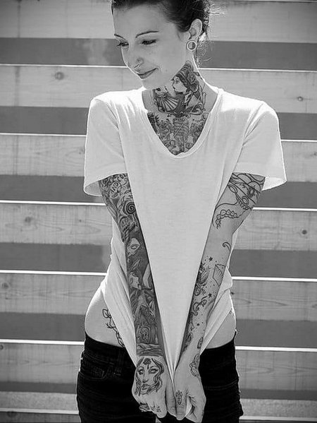 Татуированные девушки модели