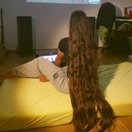 Очень длинные волосы