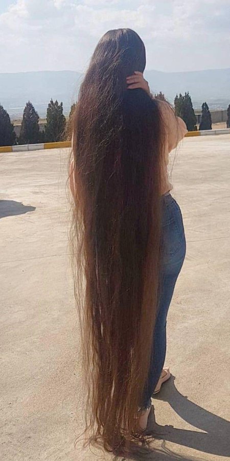 Очень длинные волосы