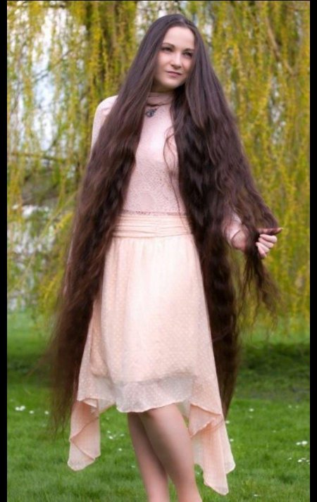 Длинные густые волосы