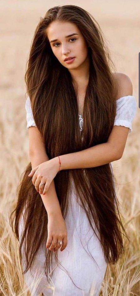 Девушки ссдлинными волосами