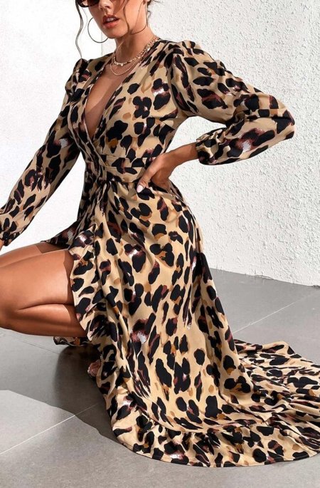 Платье леопард