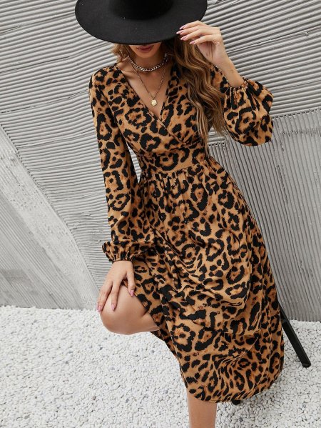 Платье женское нарядное леопардовое