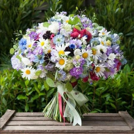 Полевые цветы букет