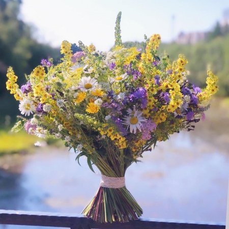 Букет полевые цветы