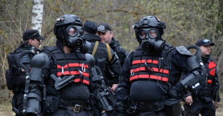 Экзоскелет сталкер долг страйкбол