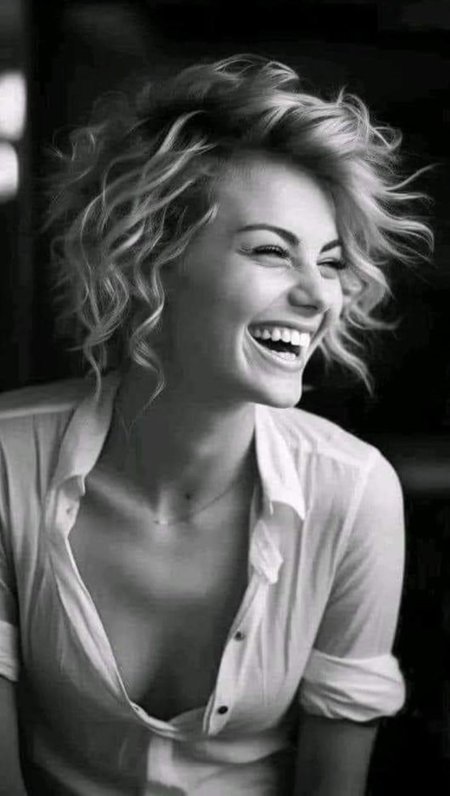 Улыбка девушка