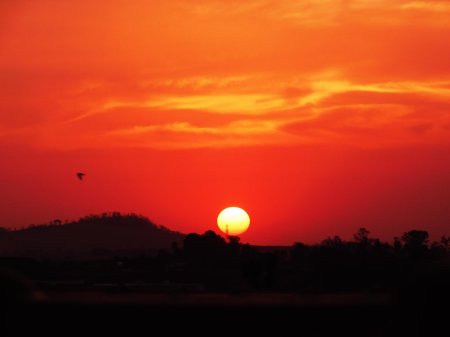Красное солнце на закате