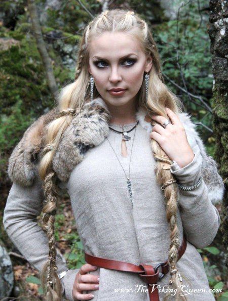 Анни куин викинги