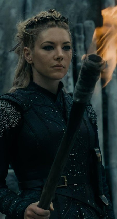 Лагерта в бою викинги