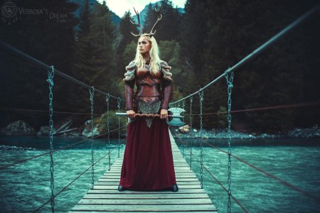 Фотосессия в стиле викингов для девушек