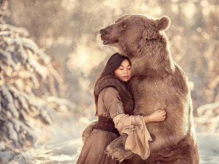 Обнимашки с медведем