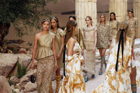 Образ в греческом стиле