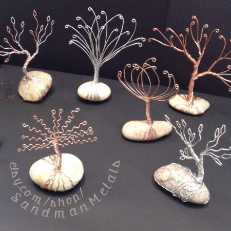 Скульптура дерева из металла