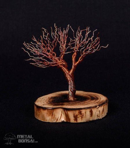 Декоративное дерево из проволоки