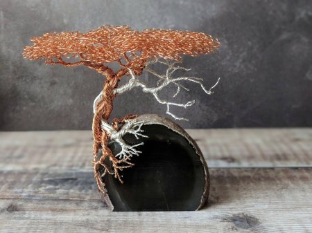 Дерево из проводов