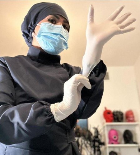 Латексная перчатка