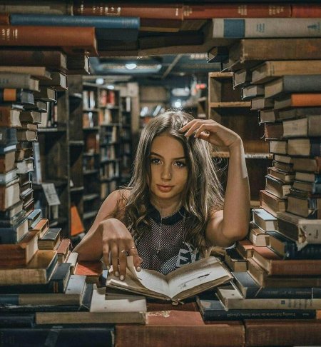 Фотосессия в библиотеке