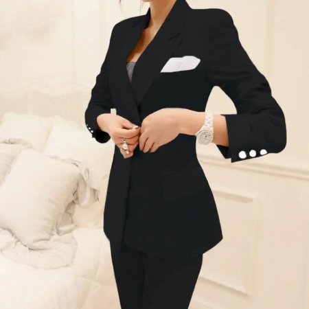 Черный костюм женский