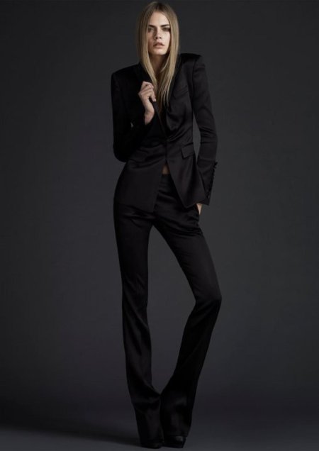 Кара делевинь