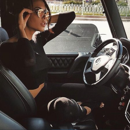 Анастасия решетова гелендваген