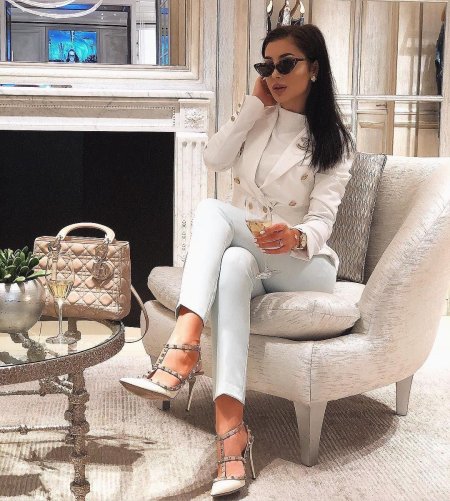 Роскошный образ женщины