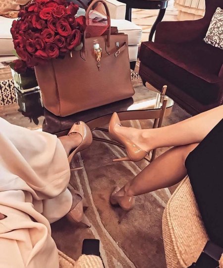 Девушка роскошь