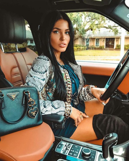 Клаудия альенде