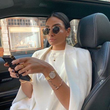 Образ богатой женщины