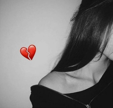 Красивая девушка без лица