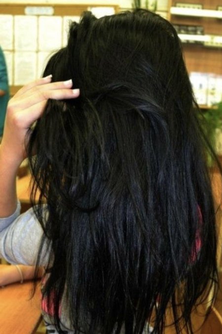 Черные волосы сзади