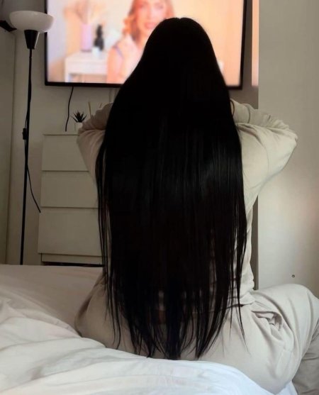 Брюнетка длинные волосы