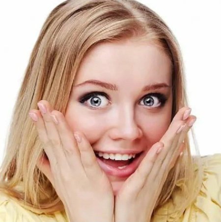 Удивленная женщина