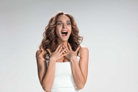 Эмоции девушки