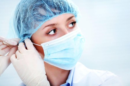 Маска для лица медицинская