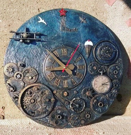 Часы в стиле стимпанк настенные
