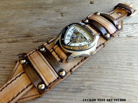 Наручные часы в стиле стимпанк