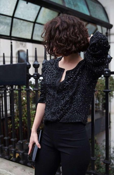 Каре для вьющихся волос