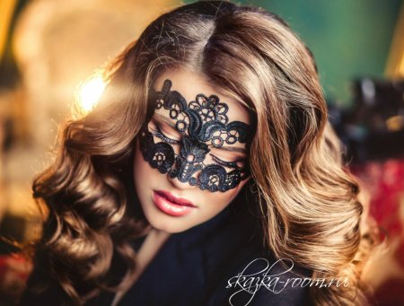 Кружевная маска