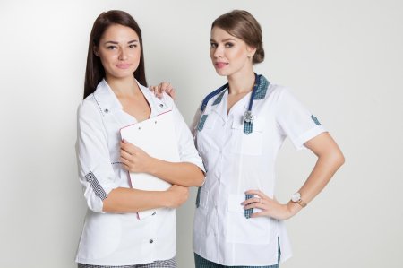 Модная медицинская одежда