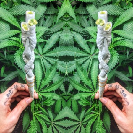 Косяк с марихуаной