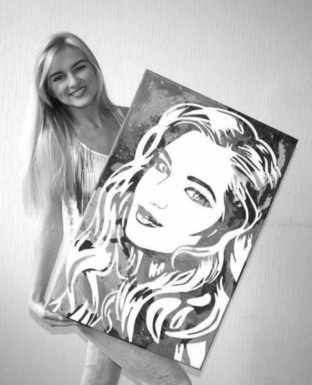 Портрет на холсте