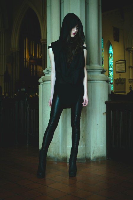 Черный стиль одежды