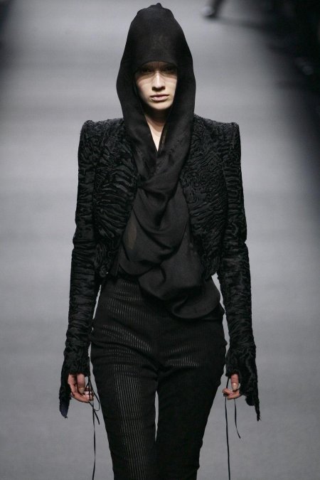 Темная мода