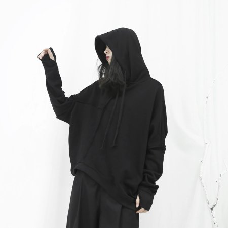 Толстовка свободного кроя