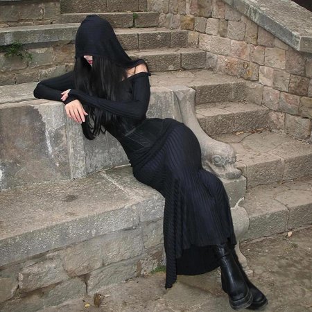 Черное длинное платье