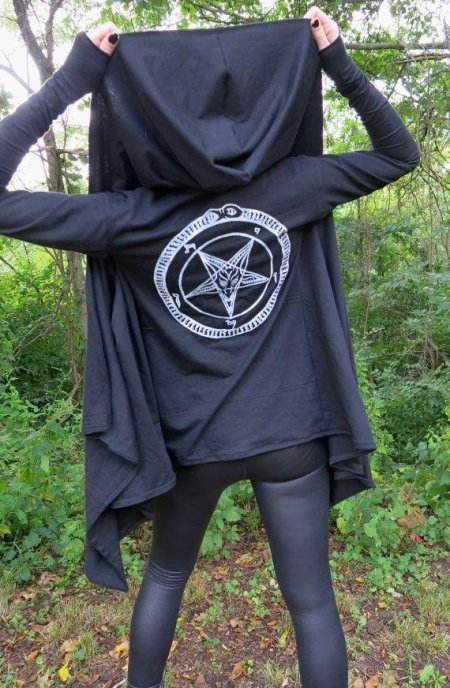 Сатанизм одежда