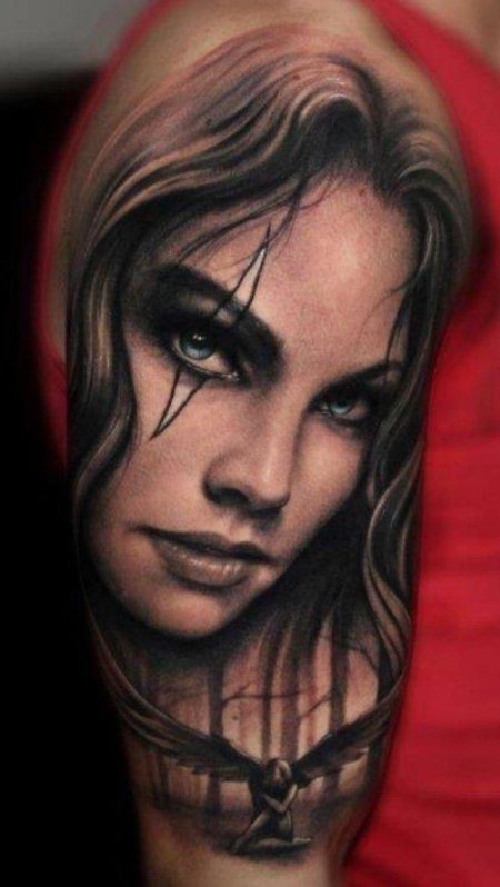Тату девушек