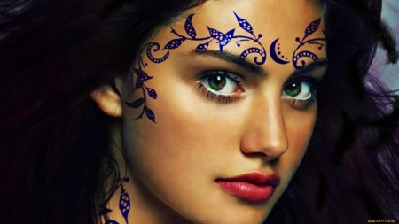 Фиби тонкин татуировки